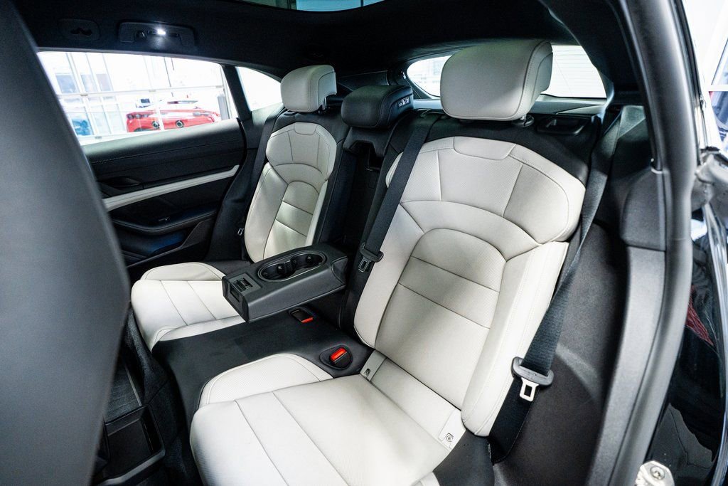 Used 2024 Porsche Taycan 4S w/ Premium Package image 48