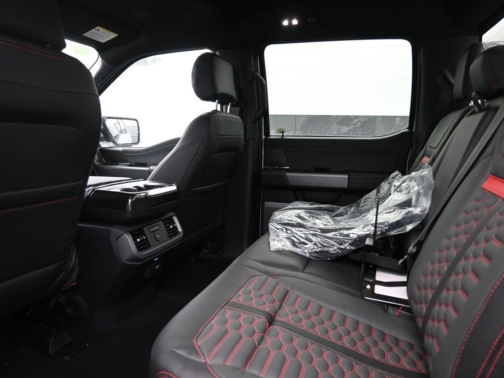 New 2025 Ford F150 Lariat w/ Equipment Group 502A High image 39