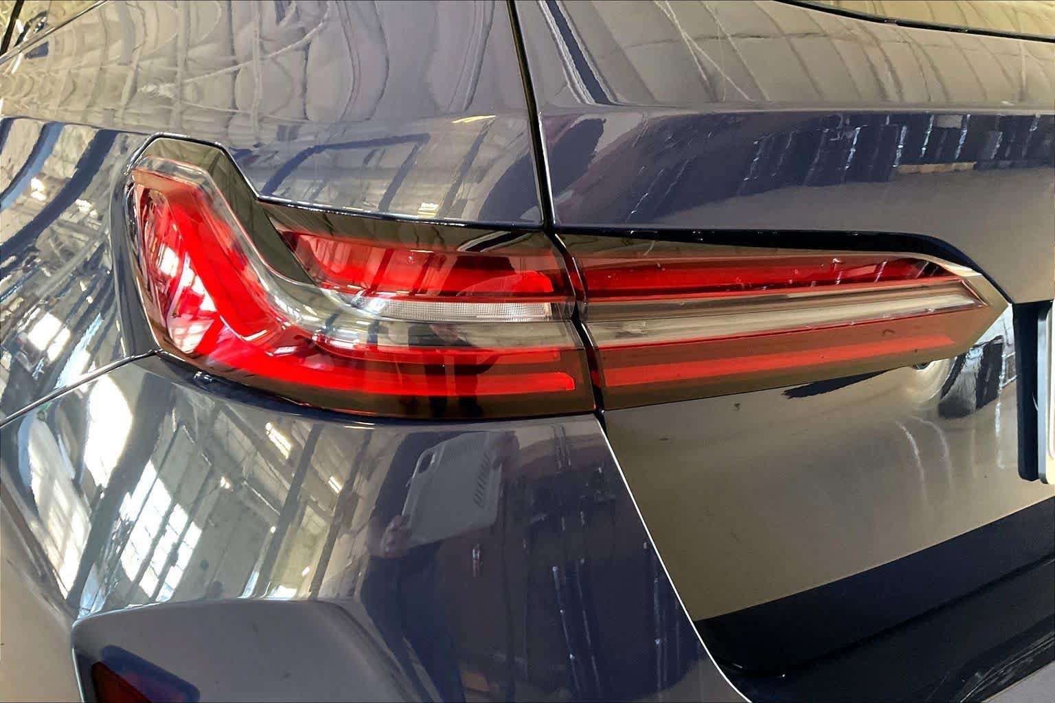 New 2027 BMW M5 Touring AWD/4WD image 14