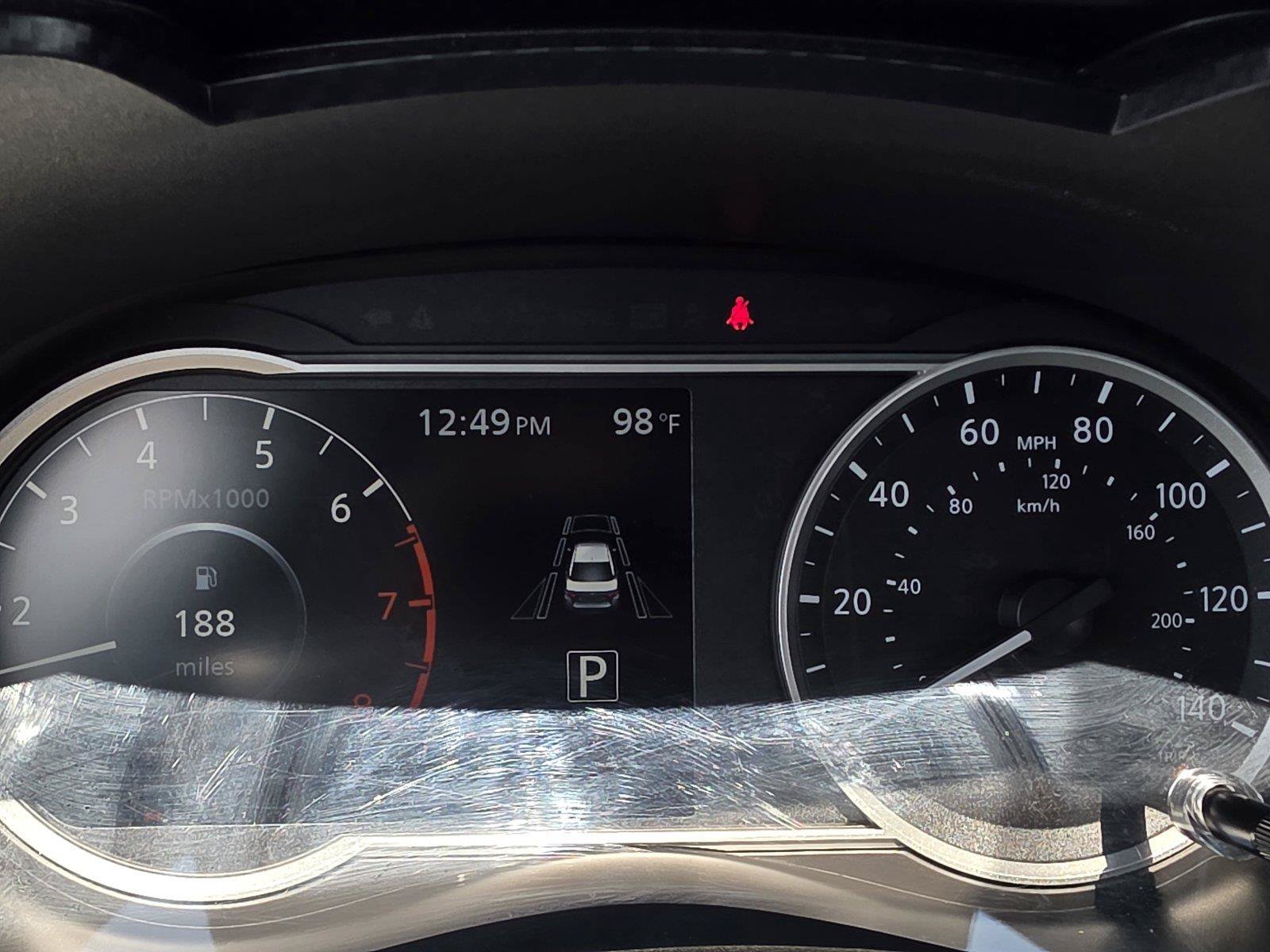 Used 2025 Nissan Versa SV FWD image 12