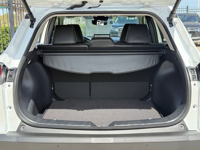 Used 2026 Toyota Corolla Cross XLE w/ Convenience Package image 31