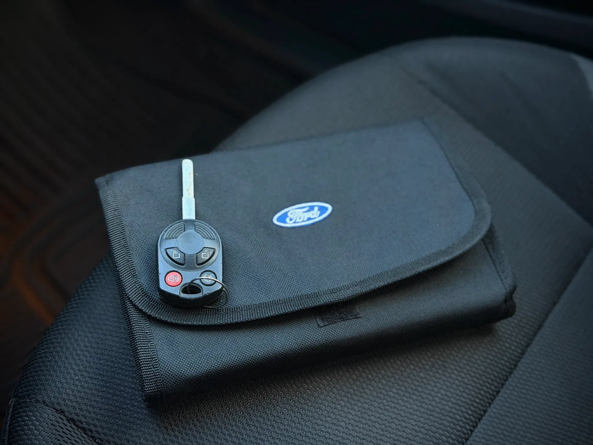 Used 2014 Ford Focus SE w/ SE Winter Package FWD image 17