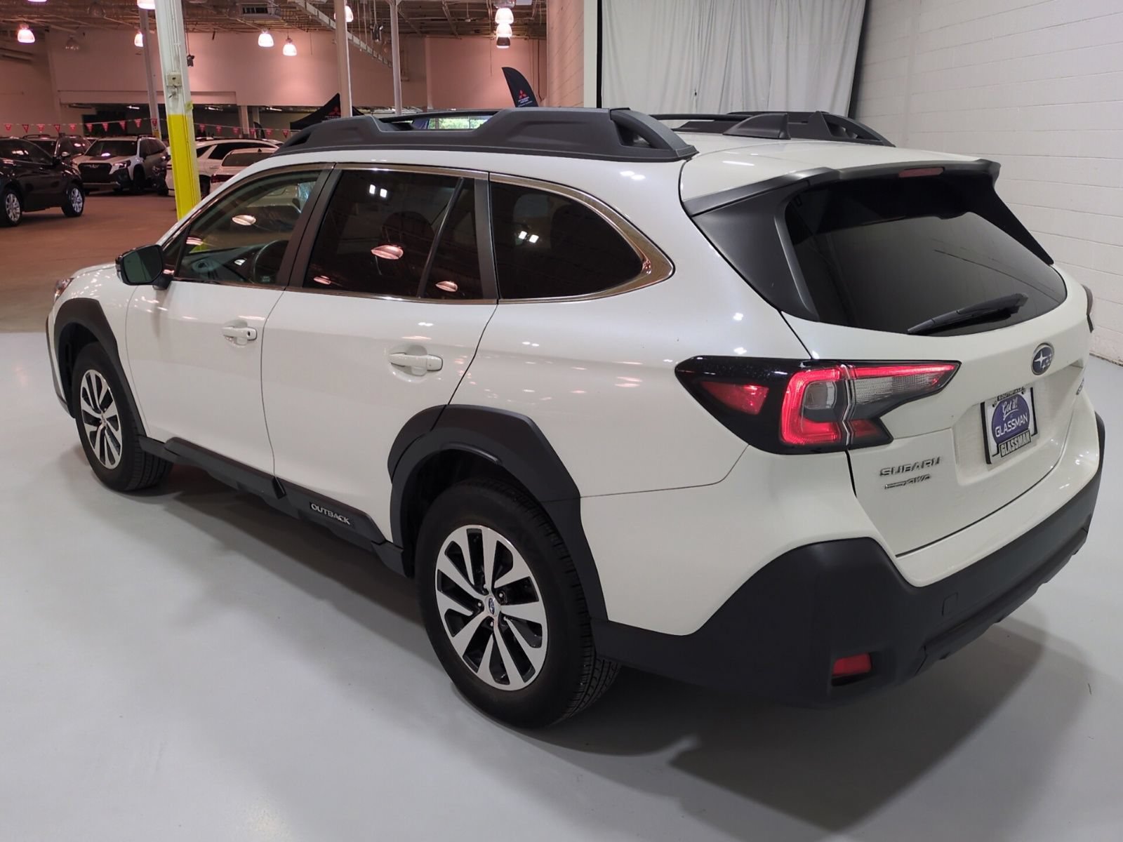 Certified 2024 Subaru Outback Premium AWD/4WD image 5