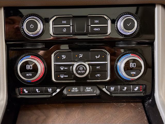 Used 2021 GMC Yukon Denali w/ Denali Premium Package image 15