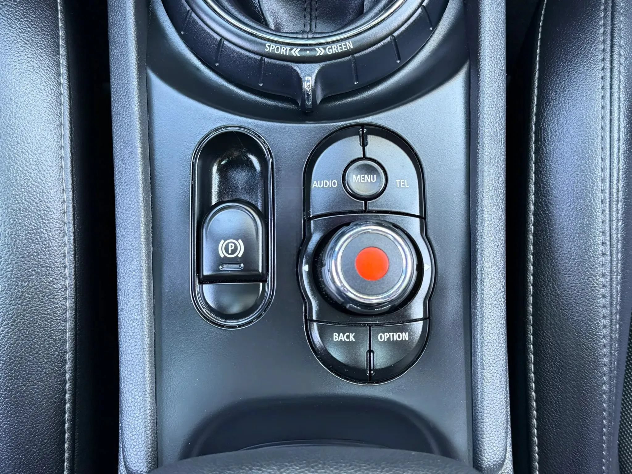 Used 2017 MINI Cooper Clubman ALL4 AWD/4WD image 30