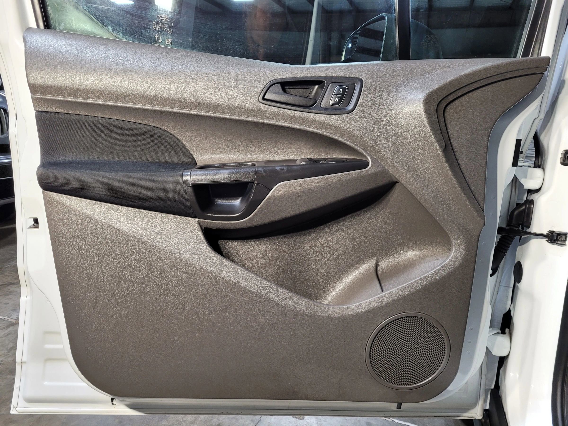 Used 2022 Ford Transit Connect XL image 14