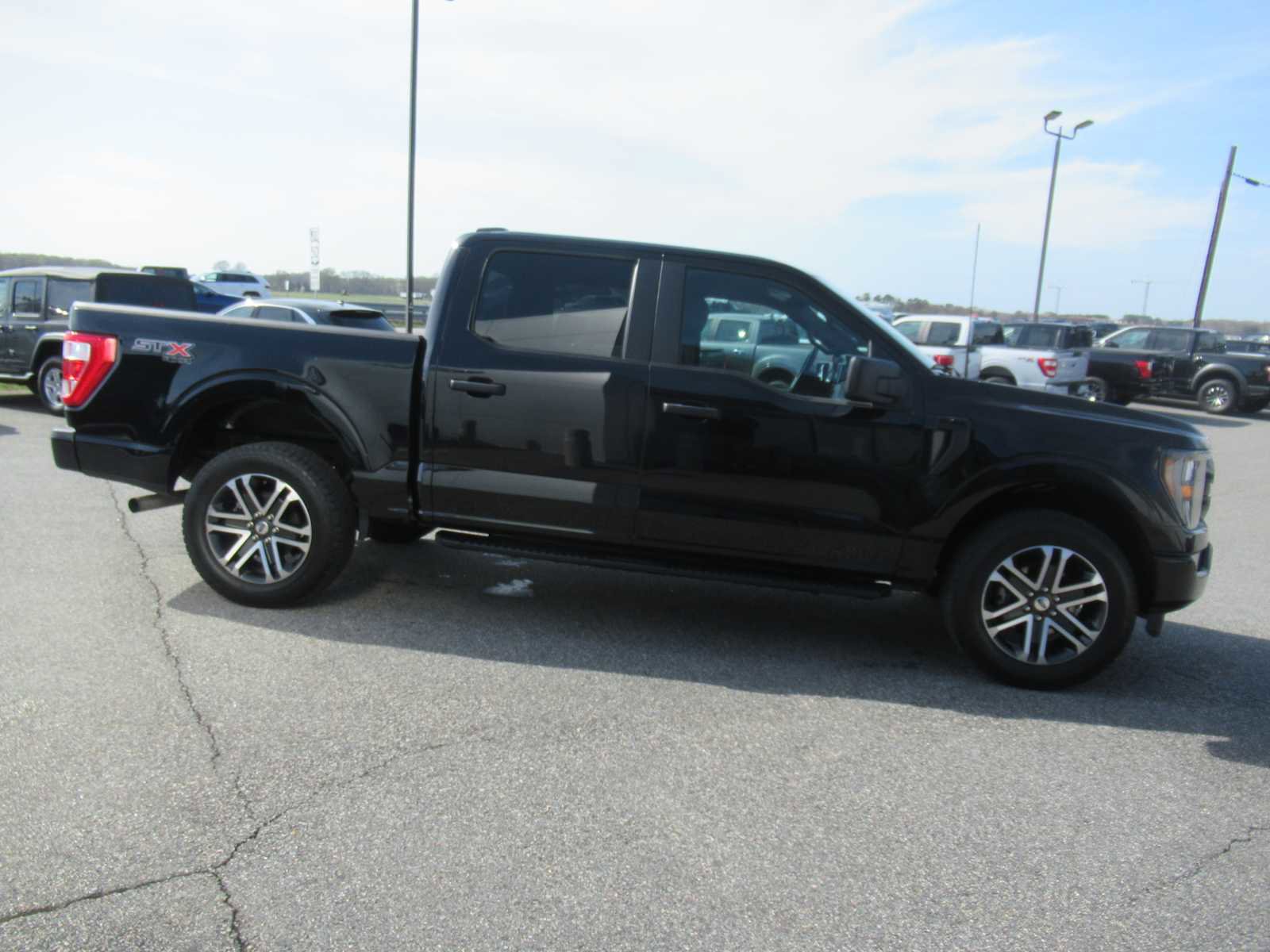 Used 2023 Ford F150 XL w/ STX Appearance Package image 4