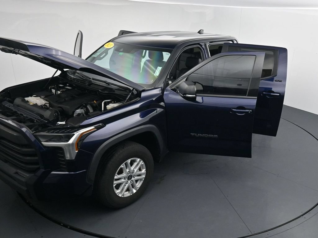 Used 2023 Toyota Tundra SR5 w/ SR5 Premium Package AWD/4WD image 36