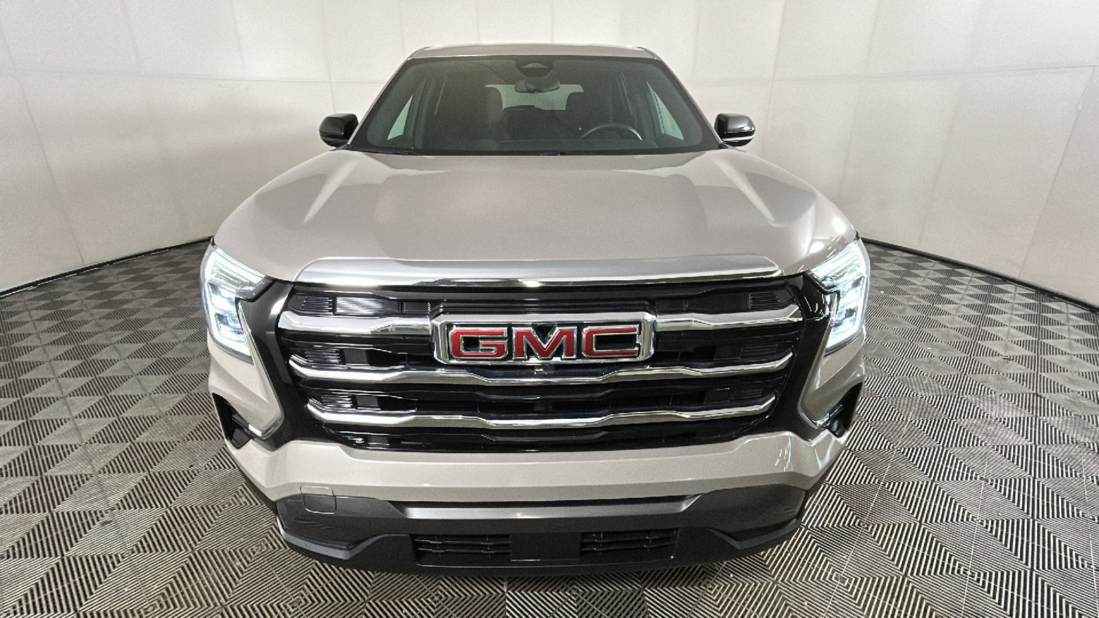 Used 2026 GMC Terrain Elevation AWD/4WD image 8