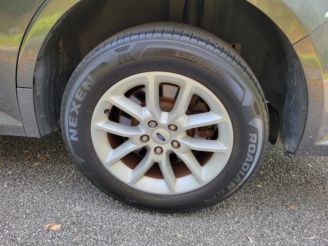 Used 2019 Ford Flex SE image 17