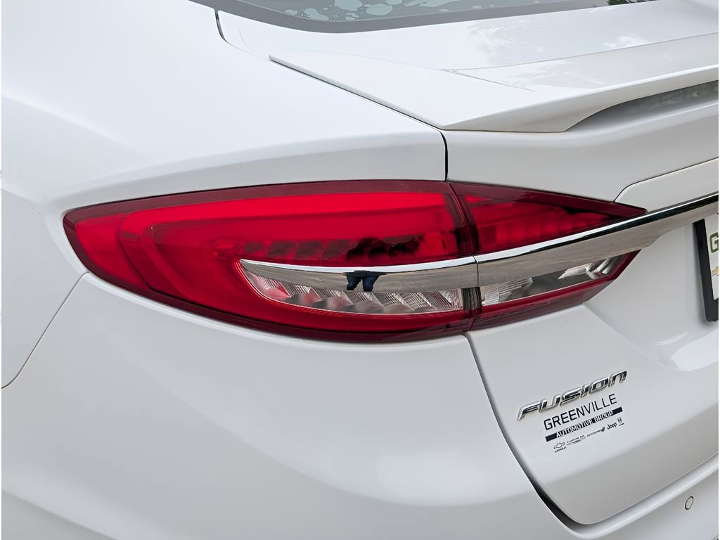 Used 2018 Ford Fusion Titanium AWD/4WD image 4