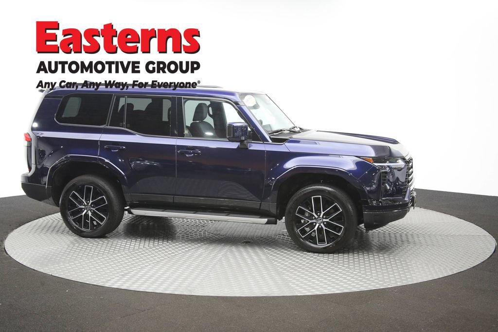 Used 2025 Lexus GX 550 w/ Accessory Package (2T) AWD/4WD image 50