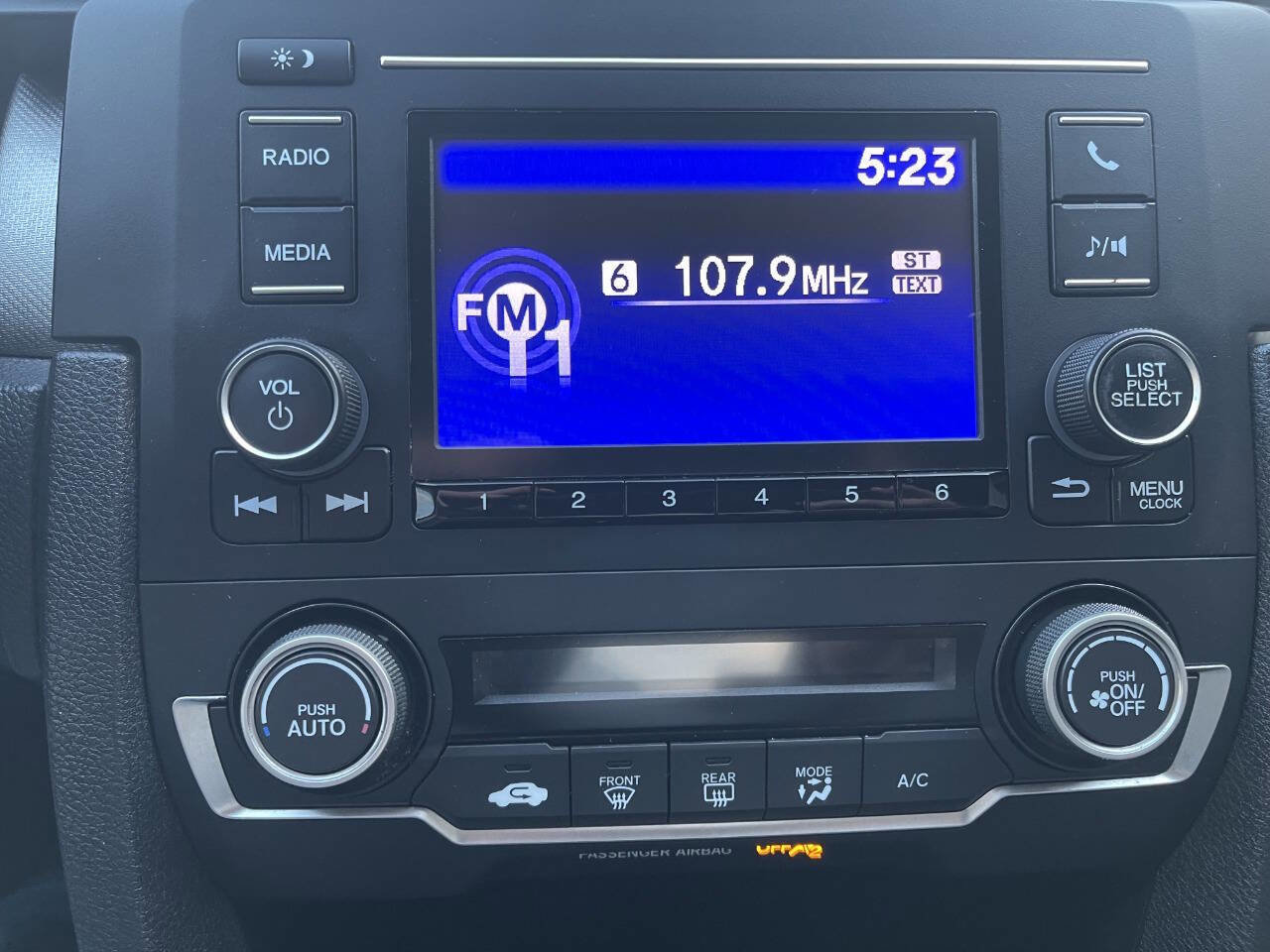 Used 2018 Honda Civic LX image 32