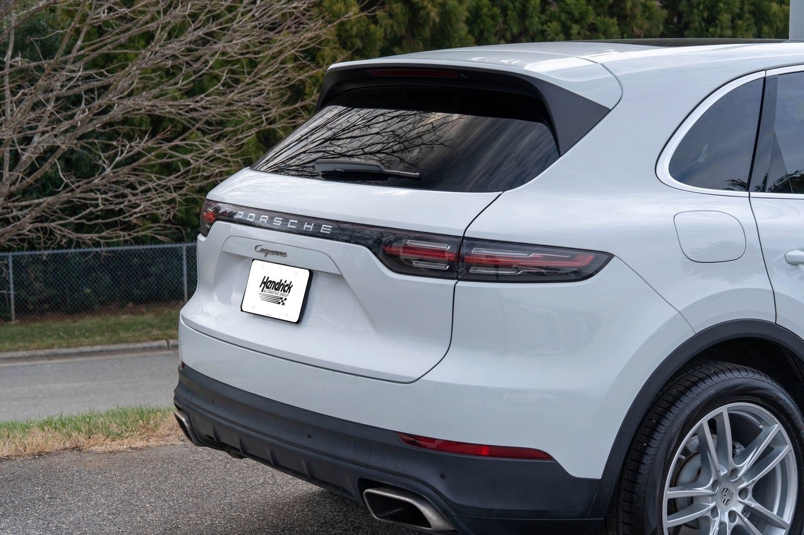 Certified 2023 Porsche Cayenne Platinum Edition AWD/4WD image 14