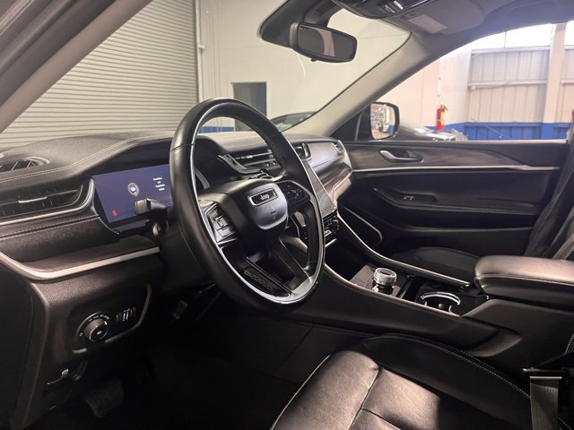 Used 2021 Jeep Grand Cherokee L Limited image 23