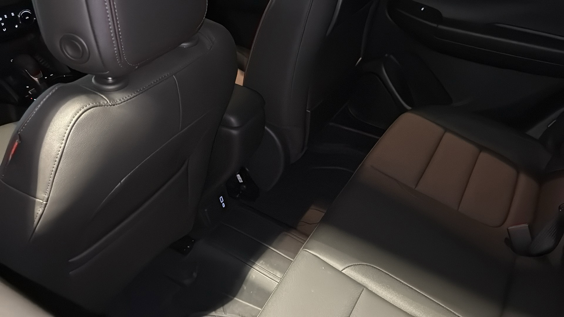 Used 2025 Chevrolet TrailBlazer RS w/ Convenience Package image 30