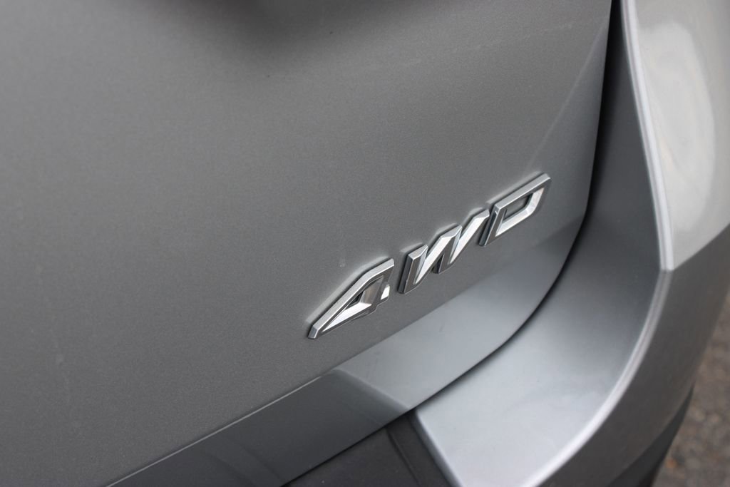 Used 2023 Ford Explorer Limited AWD/4WD image 16