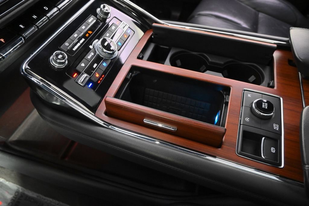 Certified 2023 Lincoln Navigator Reserve AWD/4WD image 33