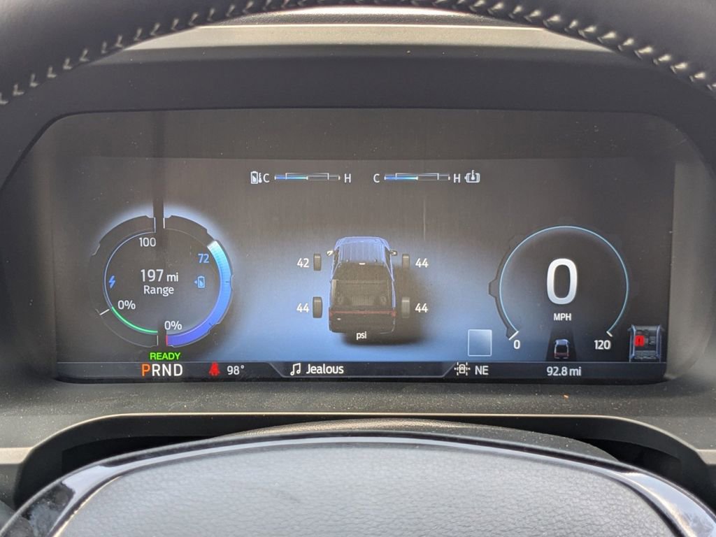 New 2025 Ford F150 Lightning Platinum image 31