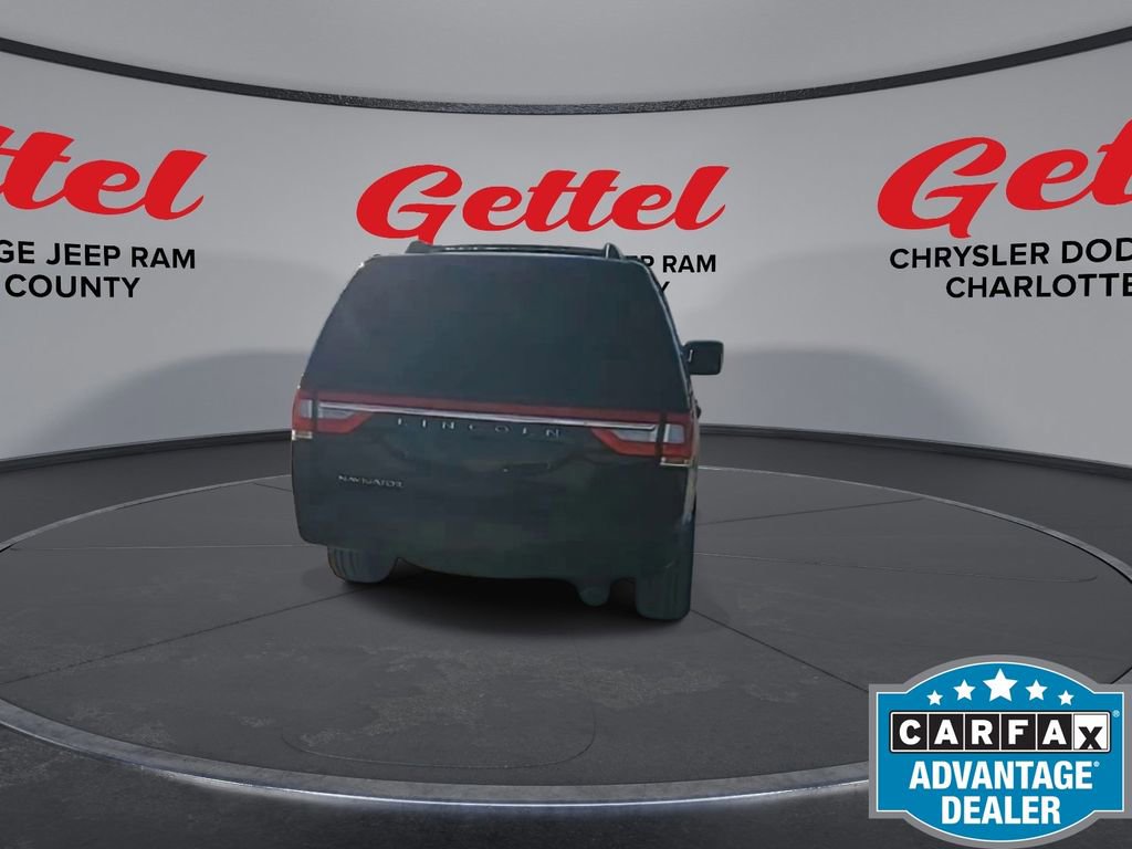 Used 2017 Lincoln Navigator Select image 7