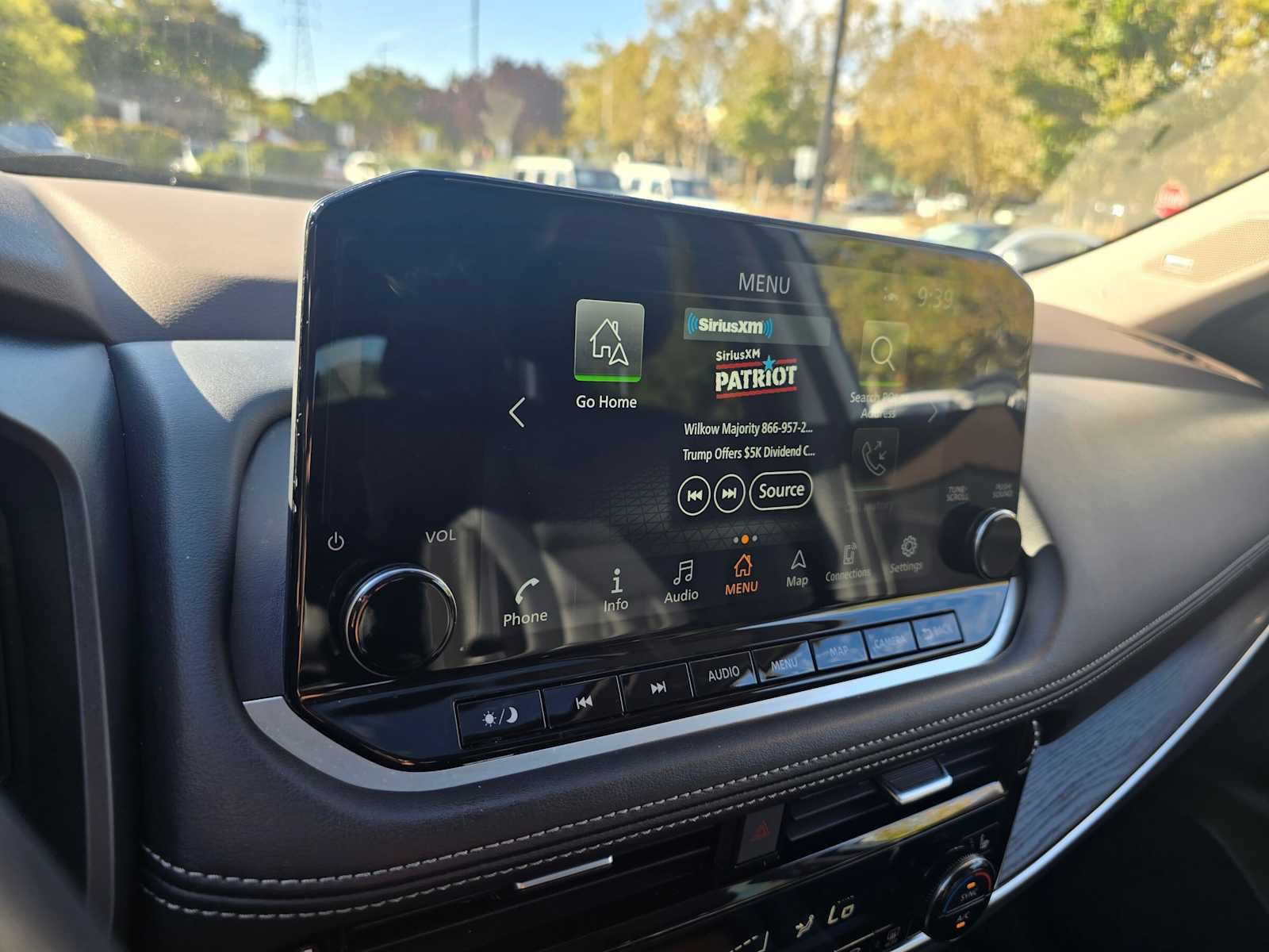 Used 2023 Nissan Rogue Platinum FWD image 29