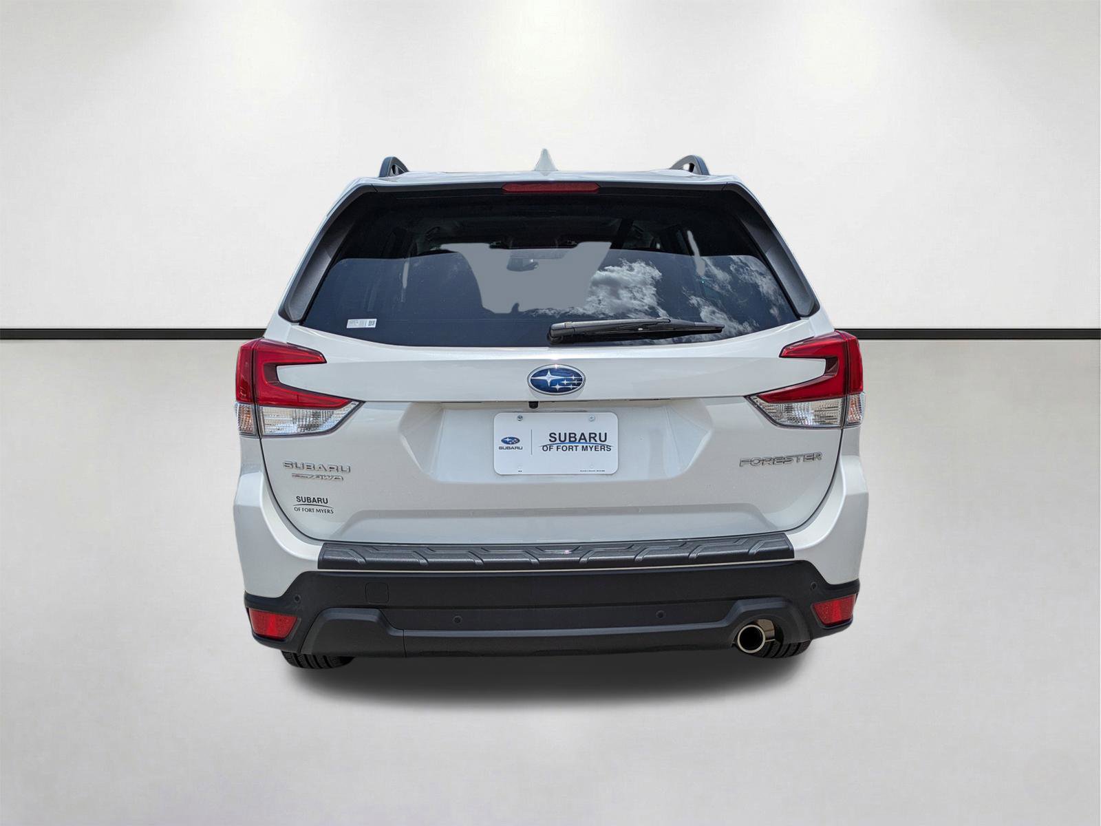 Certified 2023 Subaru Forester Limited w/ Popular Package #2 AWD/4WD image 6