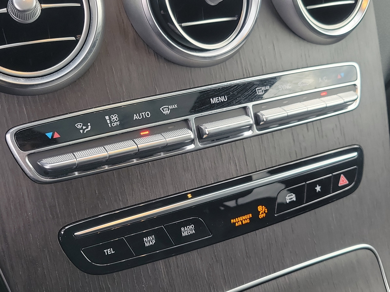 Used 2022 Mercedes-Benz GLC 300 4MATIC image 16