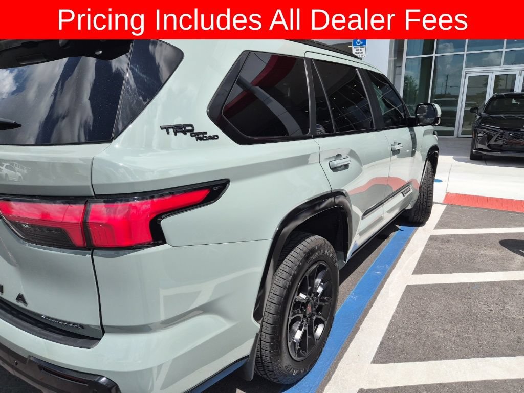 Used 2025 Toyota Sequoia Platinum AWD/4WD image 13