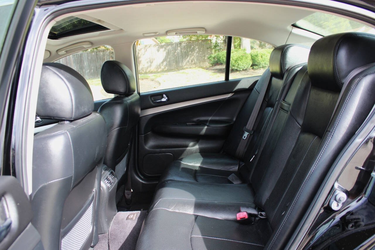 Used 2012 INFINITI G25 Journey RWD image 11