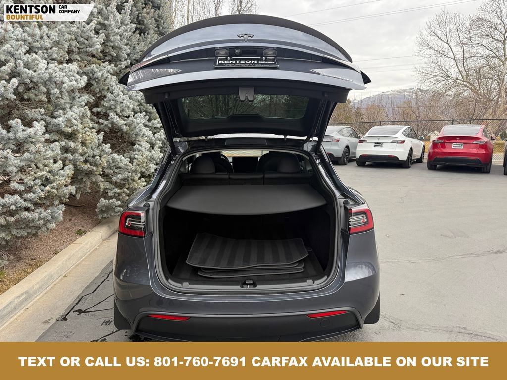 Used 2023 Tesla Model Y Long Range image 34