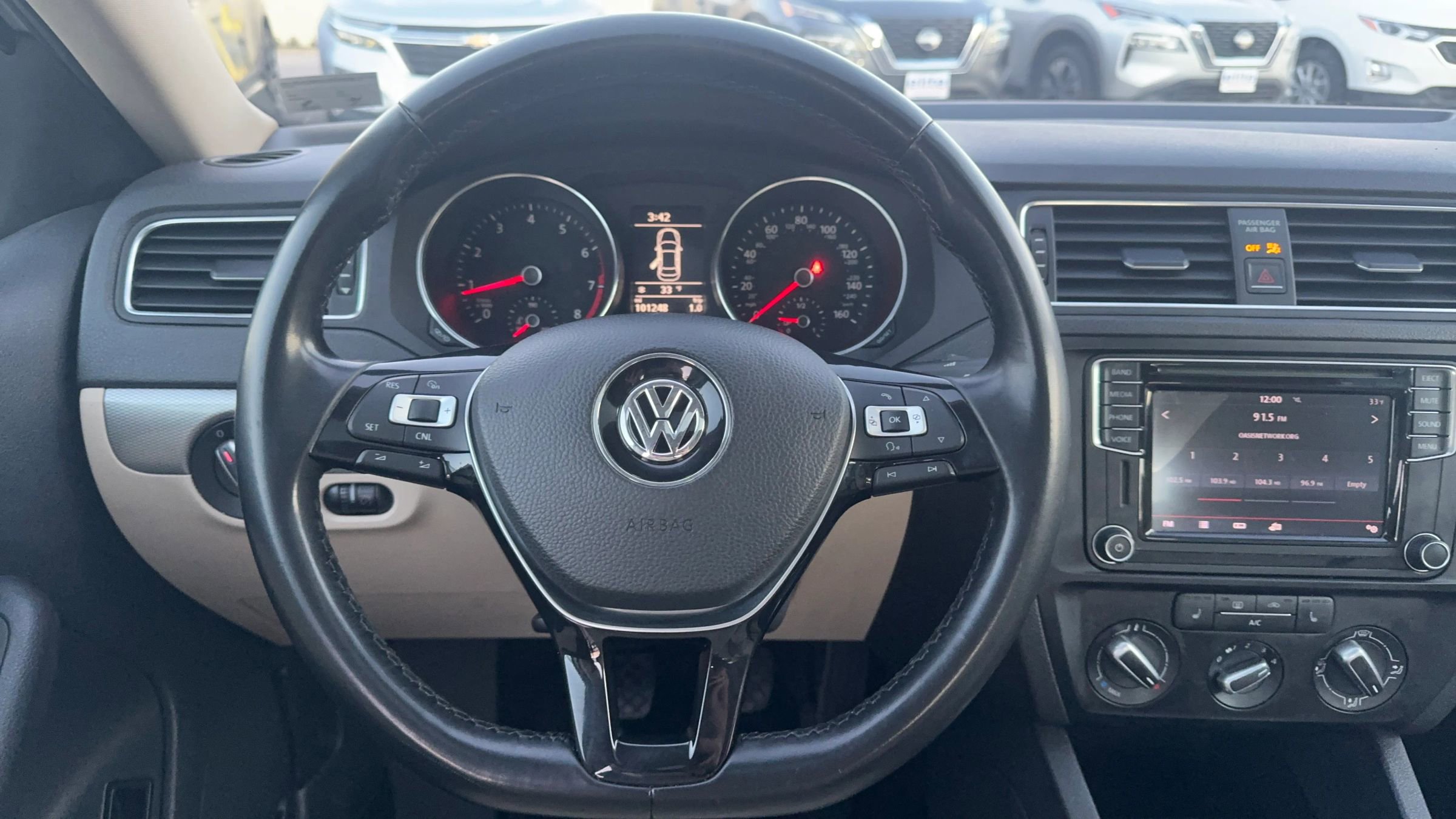 Used 2017 Volkswagen Jetta SE image 12