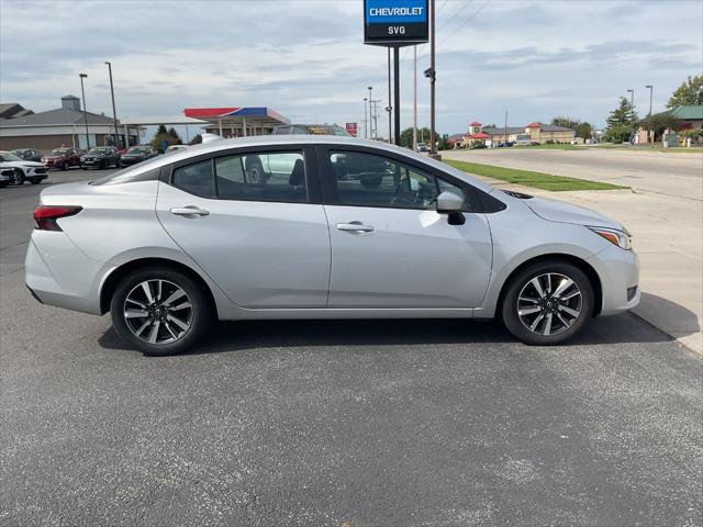 Used 2024 Nissan Versa SV FWD image 4