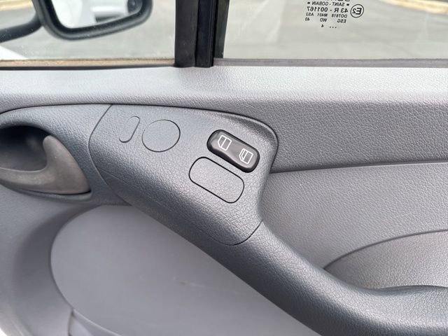 Used 2004 Dodge Sprinter 2500 w/ PWR Convenience Group image 22