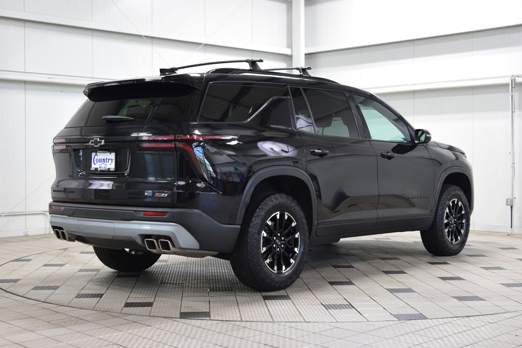 Used 2024 Chevrolet Traverse Z71 AWD/4WD image 8