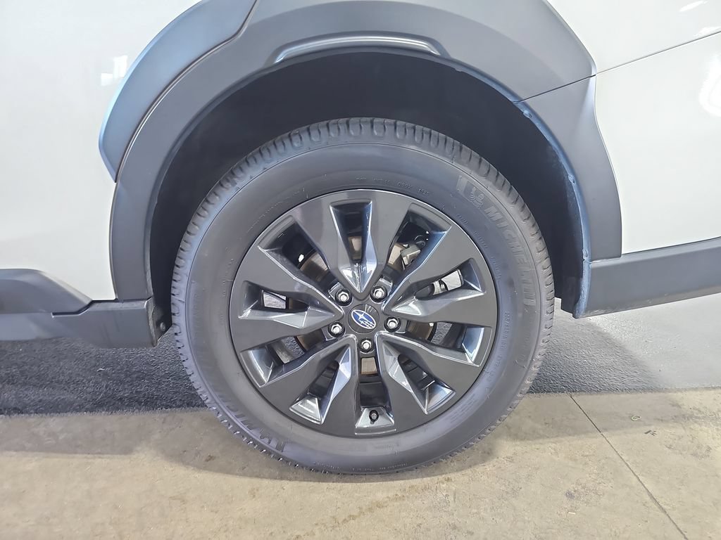 Used 2024 Subaru Outback Onyx Edition AWD/4WD image 35