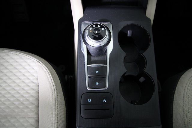 Used 2021 Ford Escape SE image 31