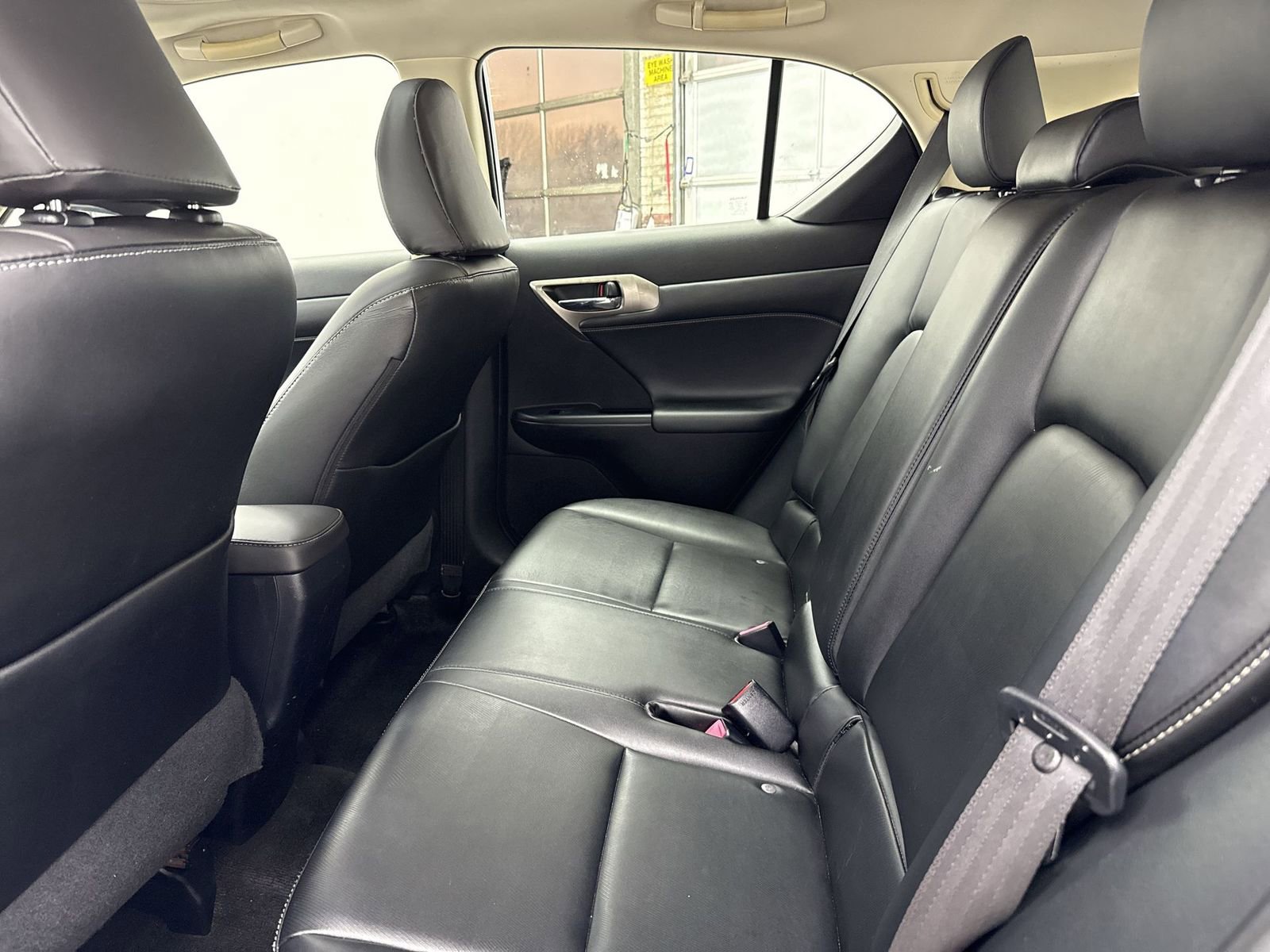 Used 2014 Lexus CT 200h image 27