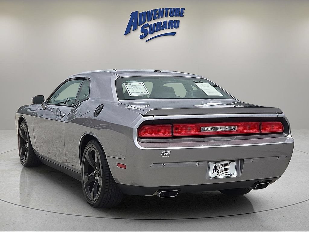 Used 2013 Dodge Challenger R/T Plus RWD image 5