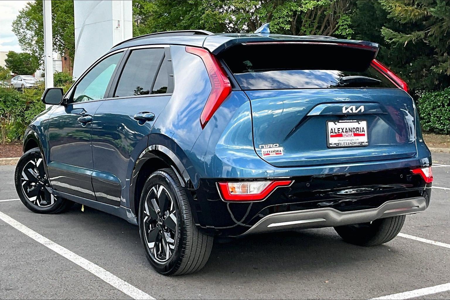 Used 2024 Kia Niro Wind FWD image 10