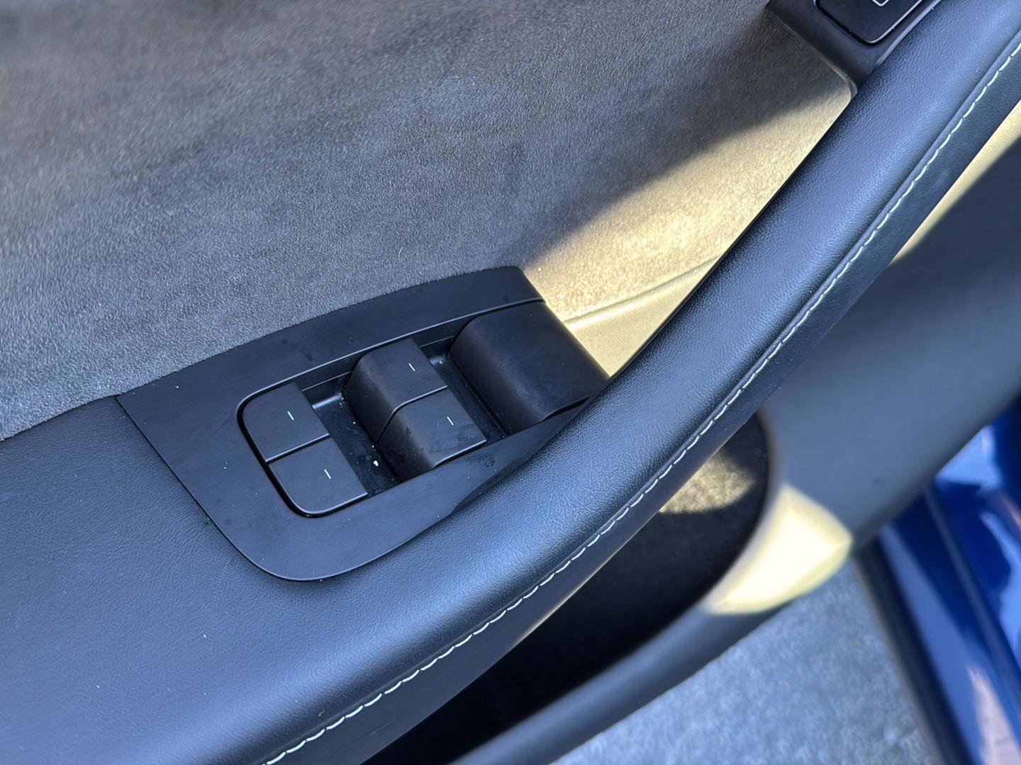 Used 2023 Tesla Model Y Long Range image 27