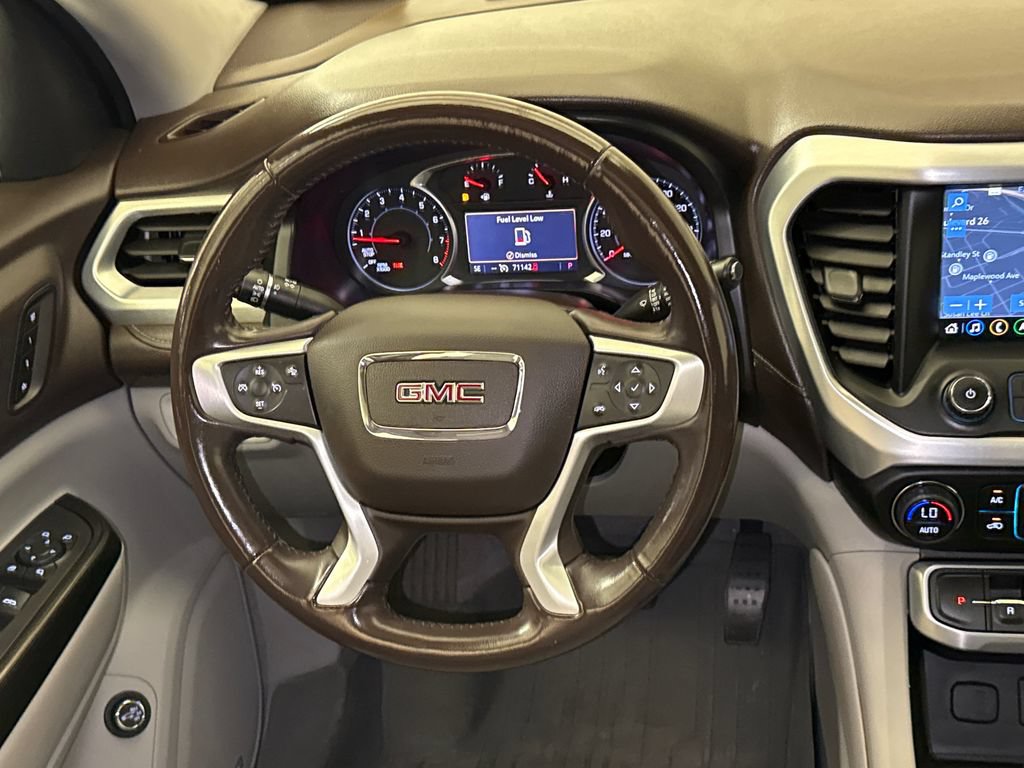 Used 2021 GMC Acadia SLT w/ Premium Package FWD image 15