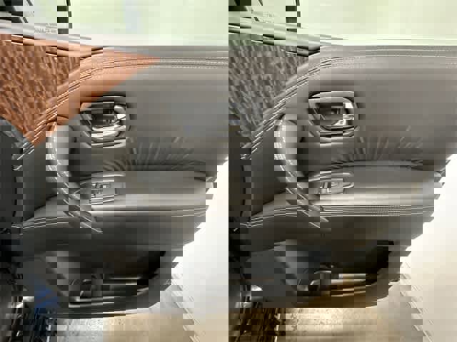 Used 2017 Nissan Armada SL w/ Technology Package image 24