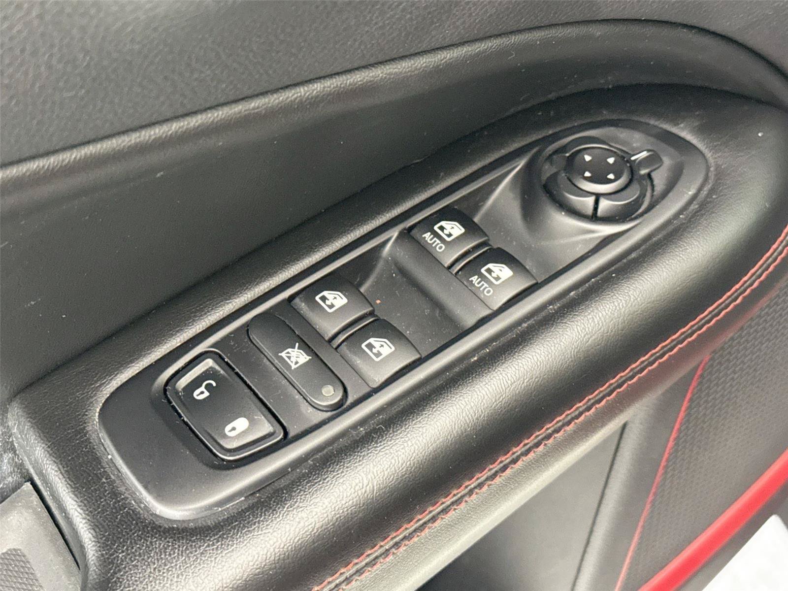 Used 2021 Jeep Compass Trailhawk AWD/4WD image 28