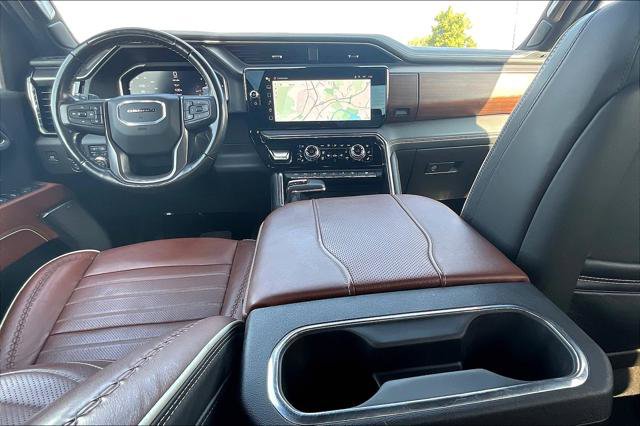 Used 2024 GMC Sierra 1500 Denali Ultimate image 8