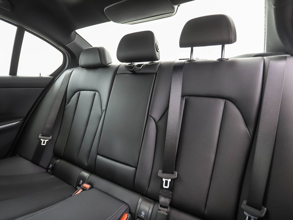 New 2026 BMW 330i xDrive Sedan w/ M Sport Package image 22