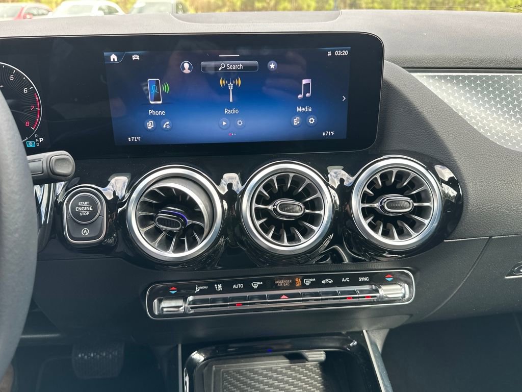 Certified 2025 Mercedes-Benz GLA 250 image 6