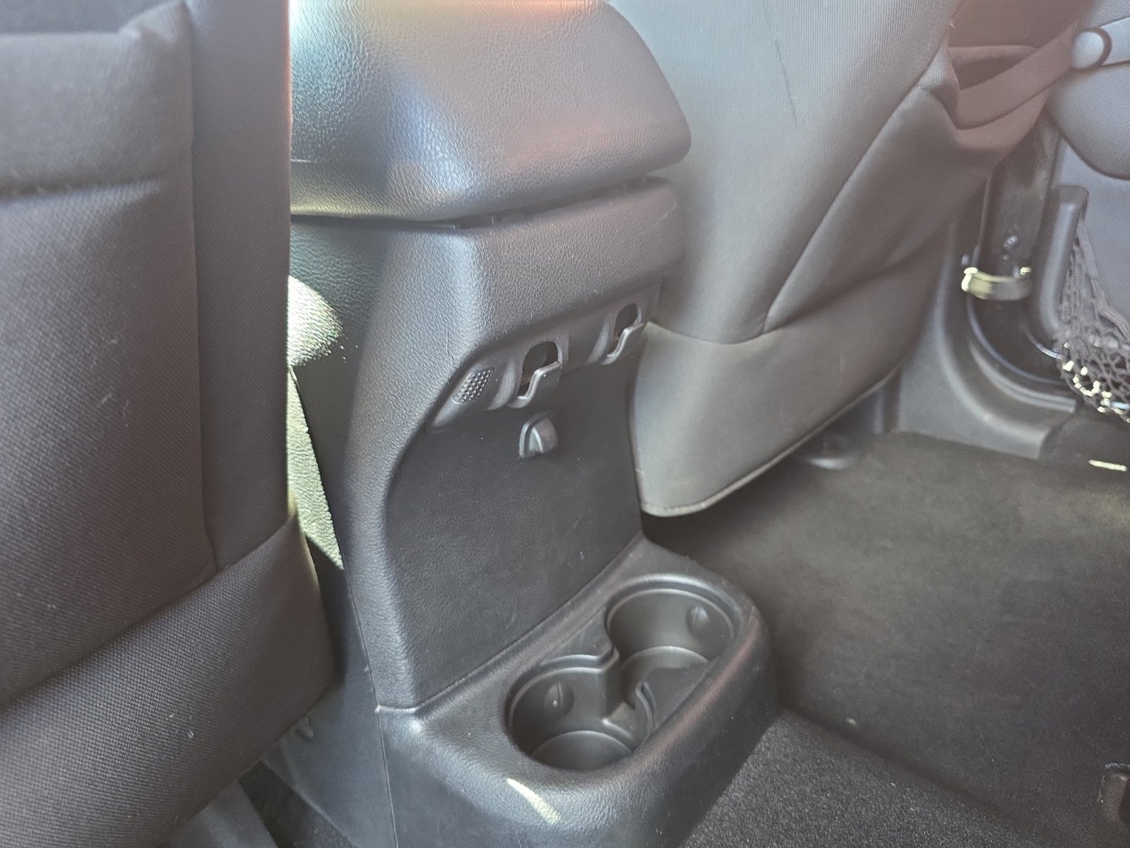 Used 2016 Jeep Wrangler Unlimited Sport w/ Connectivity Group AWD/4WD image 32
