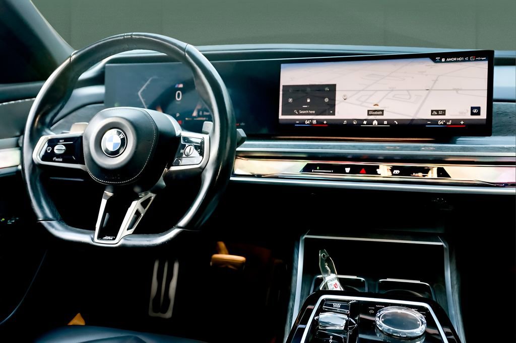 Used 2023 BMW 740i w/ Parking Assistance Package image 35