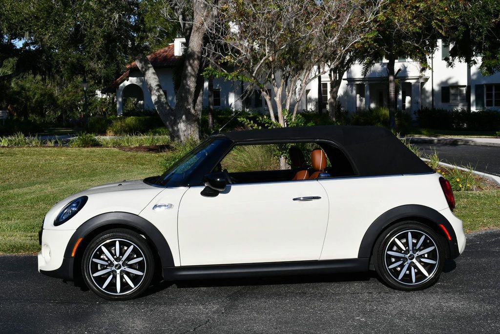 Used 2021 MINI Cooper S image 32