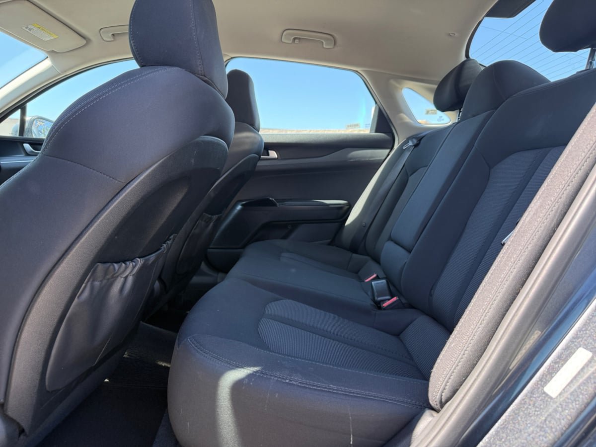Used 2021 Kia K5 LXS FWD image 15